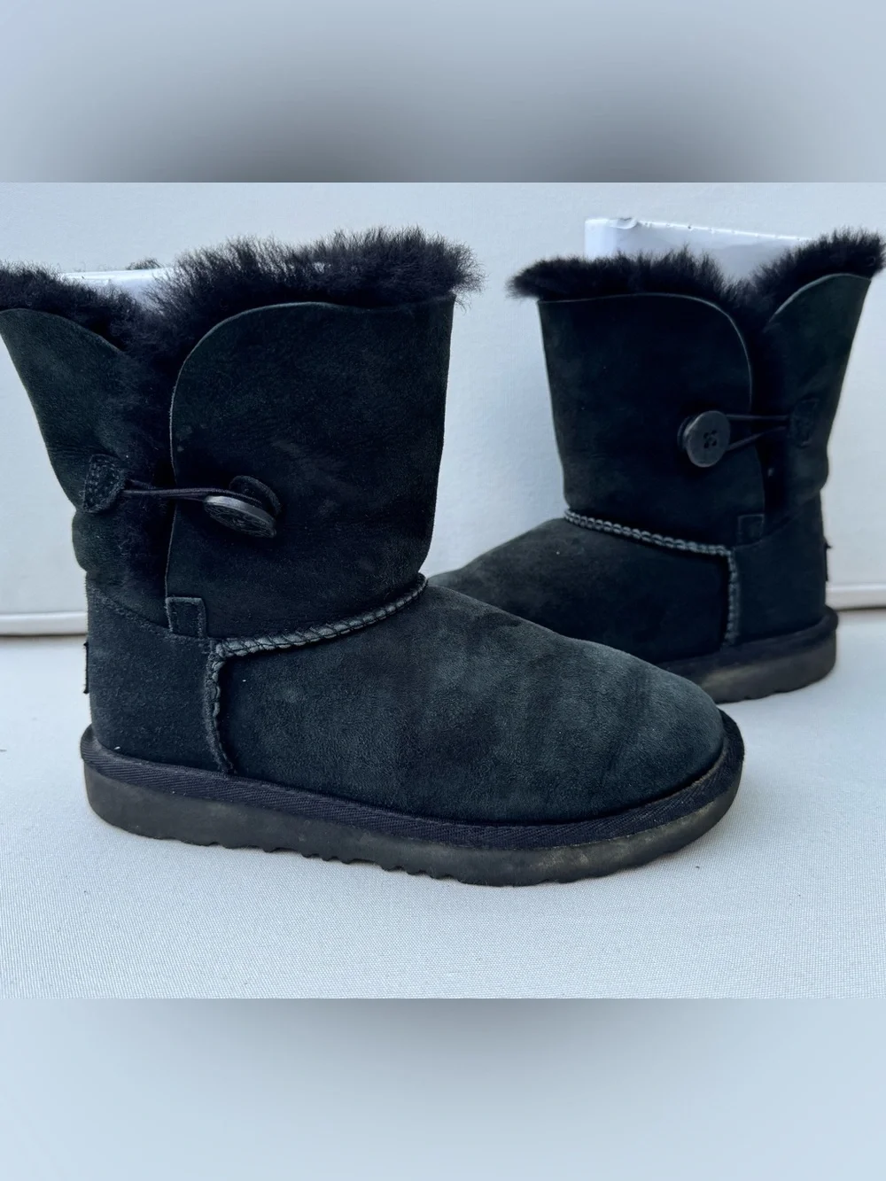 UGG Kids Bailey Button II Boots in Black